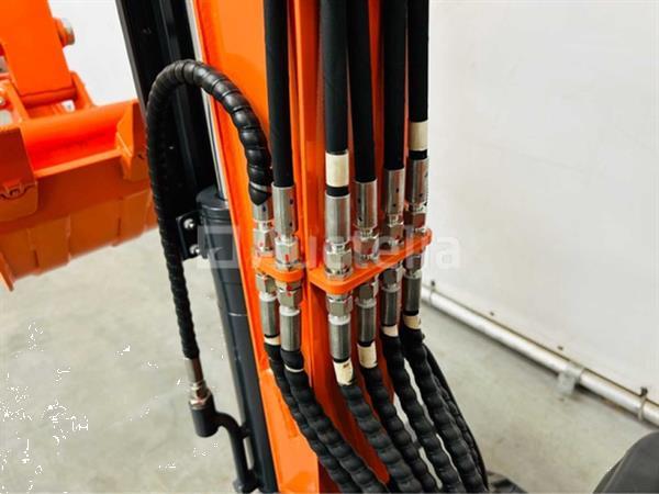 Grote foto rte cre112 mini graver 1120kg euro5 doe het zelf en verbouw hefwerktuigen