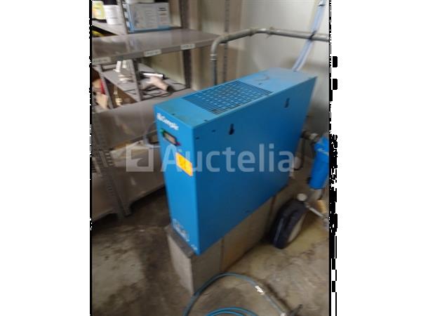 Grote foto compair l11 gd pilot compressor met toebehoren bouwjaar 2002 met tank doe het zelf en verbouw hefwerktuigen