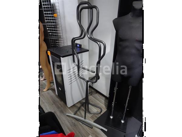 Grote foto kleding display doe het zelf en verbouw hefwerktuigen