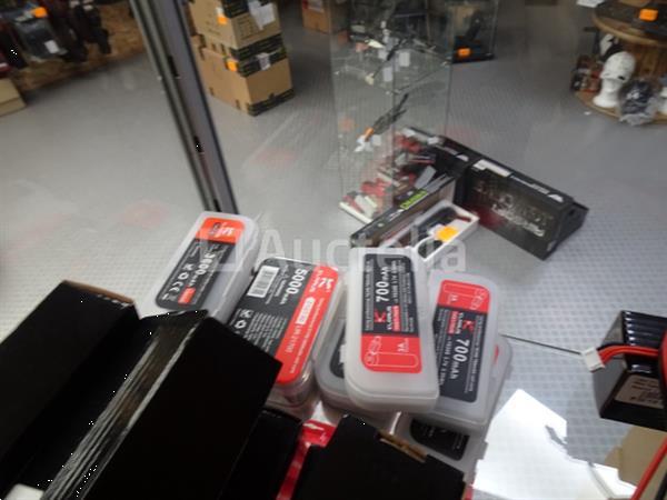 Grote foto inhoud van de vitrine doe het zelf en verbouw hefwerktuigen
