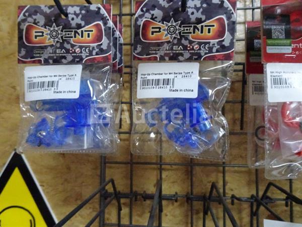 Grote foto set van diverse airsoft accessoires doe het zelf en verbouw hefwerktuigen