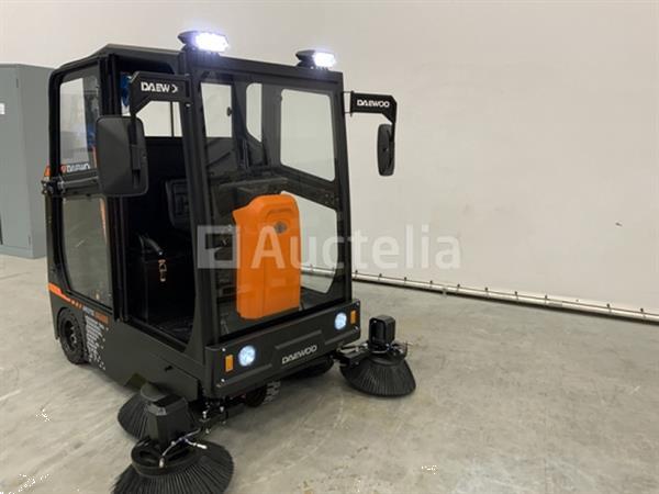 Grote foto daewoo das100 veegmachine veegmachine doe het zelf en verbouw hefwerktuigen