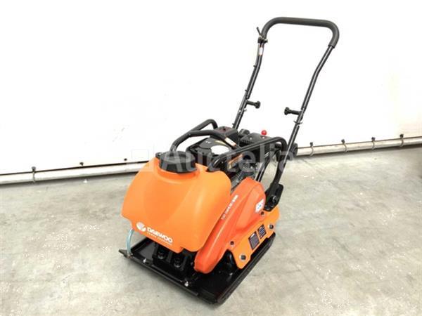 Grote foto daewoo datm80 trilplaat compact doe het zelf en verbouw hefwerktuigen