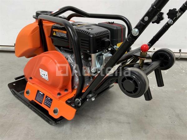 Grote foto daewoo datm80 trilplaat compact doe het zelf en verbouw hefwerktuigen