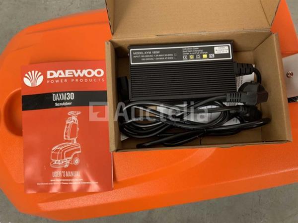 Grote foto daewoo daxm30 schrobmachine doe het zelf en verbouw hefwerktuigen