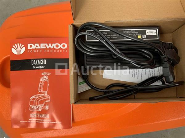Grote foto daewoo daxm30 schrobmachine doe het zelf en verbouw hefwerktuigen