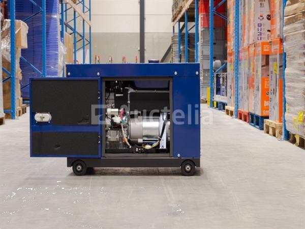 Grote foto ford fdt10200se 3phase diesel generator doe het zelf en verbouw hefwerktuigen