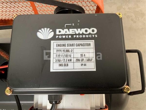 Grote foto daewoo daax100l luchtcompressor doe het zelf en verbouw hefwerktuigen