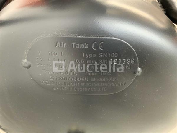 Grote foto daewoo daax100l luchtcompressor doe het zelf en verbouw hefwerktuigen