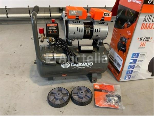 Grote foto daewoo daax 24l luchtcompressor doe het zelf en verbouw hefwerktuigen