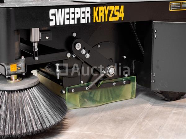 Grote foto zit veegmachine kremer kryzs4 doe het zelf en verbouw hefwerktuigen