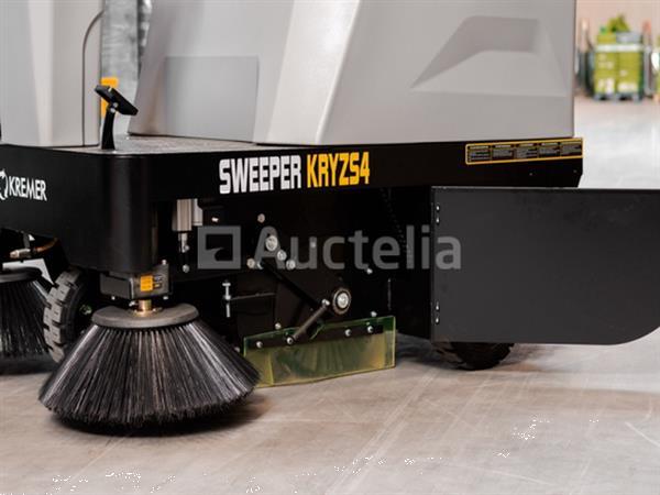 Grote foto zit veegmachine kremer kryzs4 doe het zelf en verbouw hefwerktuigen