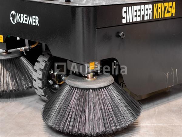Grote foto zit veegmachine kremer kryzs4 doe het zelf en verbouw hefwerktuigen