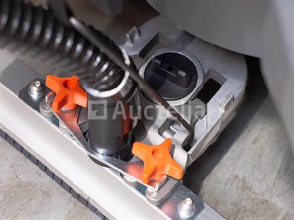Grote foto daewoo dafl50a schrobmachine doe het zelf en verbouw hefwerktuigen