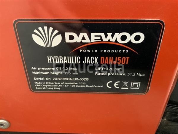 Grote foto daewoo 50t. dahj garage krik doe het zelf en verbouw hefwerktuigen