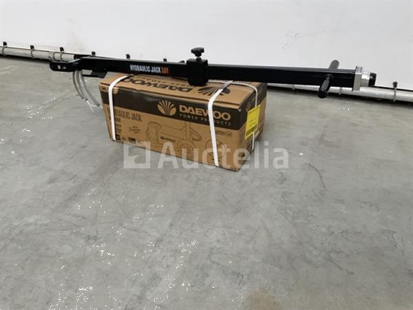 Grote foto daewoo 50t. dahj garage krik doe het zelf en verbouw hefwerktuigen
