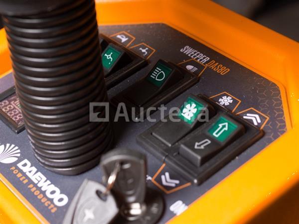 Grote foto daewoo das80 veegmachine veegmachine doe het zelf en verbouw hefwerktuigen