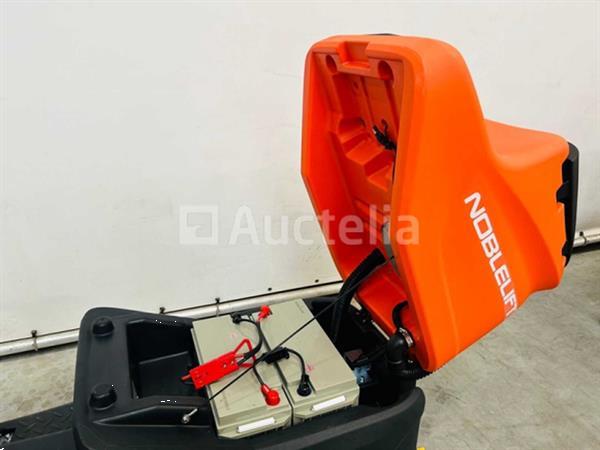 Grote foto zit schrobmachine noblelift nr530 doe het zelf en verbouw hefwerktuigen
