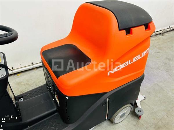 Grote foto zit schrobmachine noblelift nr530 doe het zelf en verbouw hefwerktuigen