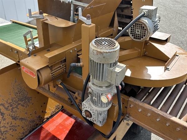 Grote foto javo rotofill trayvulmachine met rollenbaan agrarisch tuinbouw