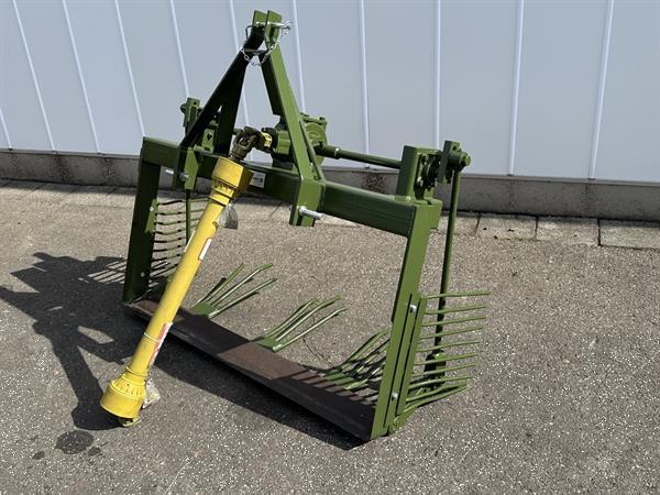 Grote foto schudlichter voor 3 rijen agrarisch oogstmachines