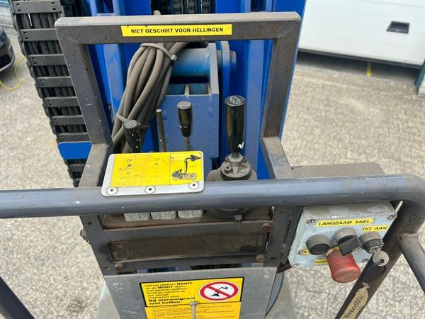 Grote foto comabi mb 800 doe het zelf en verbouw hoogwerkers