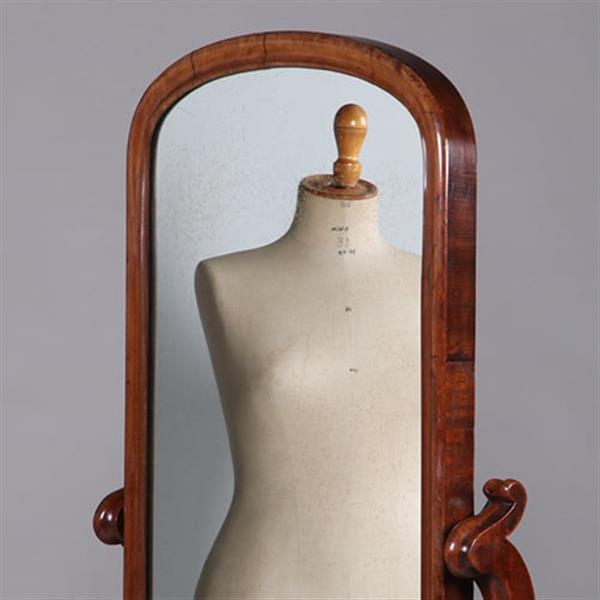 Grote foto luxe kantelbare passpiegel uit de victoriaanse tijd in mahonie met authentiek glas no.322105 antiek en kunst spiegels