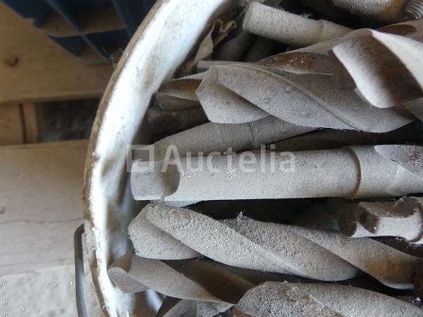 Grote foto boor boren doe het zelf en verbouw gereedschappen en machines