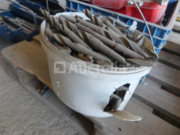 Grote foto boor boren doe het zelf en verbouw gereedschappen en machines