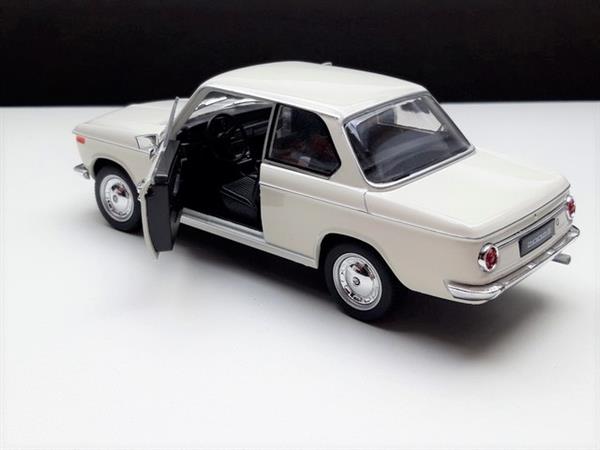 Grote foto nieuw in doos bmw 2002 ti welly modelauto 1 24 hobby en vrije tijd 1 24