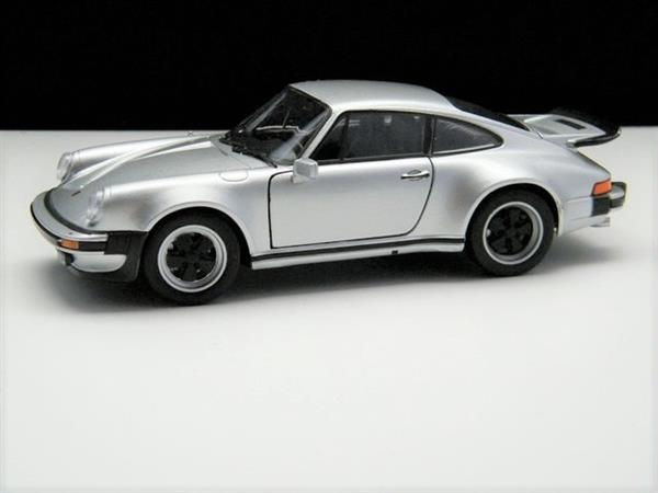 Grote foto porsche turbo 911 3.0 modelauto welly 1 24 hobby en vrije tijd 1 24