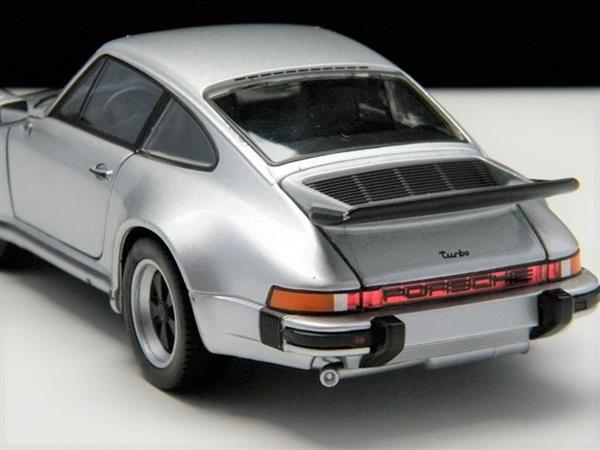 Grote foto porsche turbo 911 3.0 modelauto welly 1 24 hobby en vrije tijd 1 24