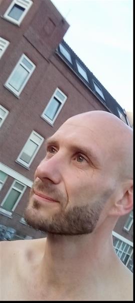 Grote foto vrouwelijke sexmaatje gezocht. erotiek man zoekt vrouwelijke sekspartner