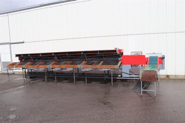 Grote foto aweta e8 komkommersorteermachine met opvoerband agrarisch tuinbouw