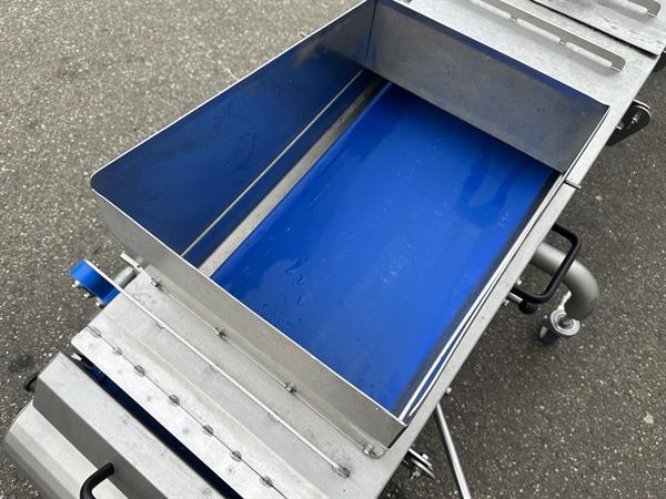 Grote foto new motion opvoerband vlakke elevator met mogelijkheid voor afzuiging 540 x 40 cm doe het zelf en verbouw afvalverwerking
