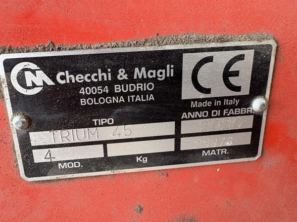 Grote foto checchi magli plantmachine agrarisch zaaimachines