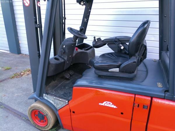 Grote foto linde e16 agrarisch heftrucks