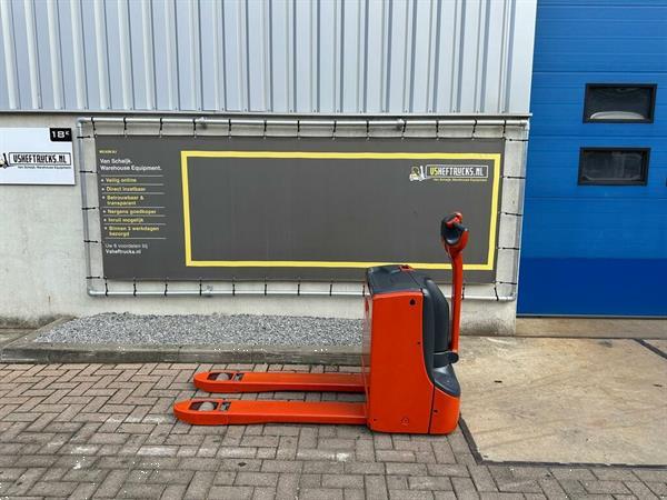 Grote foto vs 22324 elektrische palletwagen linde t16 bj 2011 weinig uren doe het zelf en verbouw hefwerktuigen