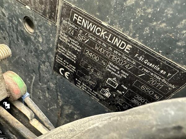 Grote foto vs 22334 elektrische meerijd palletwagen linde lepels 2.300mm doe het zelf en verbouw hefwerktuigen