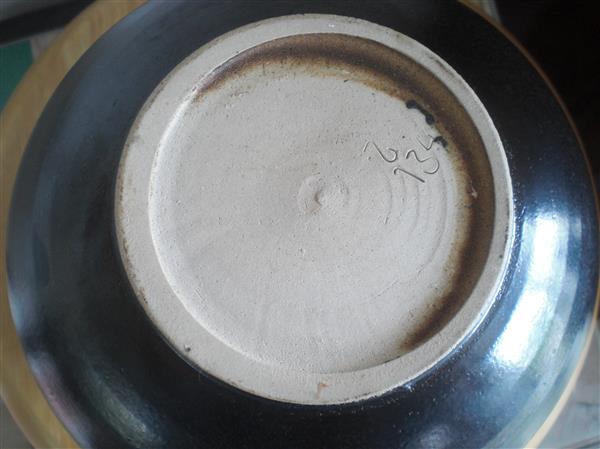 Grote foto pracht vintage aardewerk bolvaas antiek en kunst keramiek en aardewerk