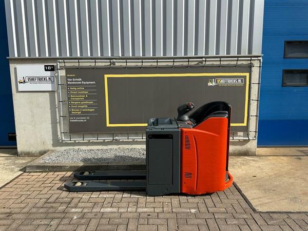 Grote foto vs 22339 elektrische meerijd palletwagen linde t 20 sp doe het zelf en verbouw hefwerktuigen