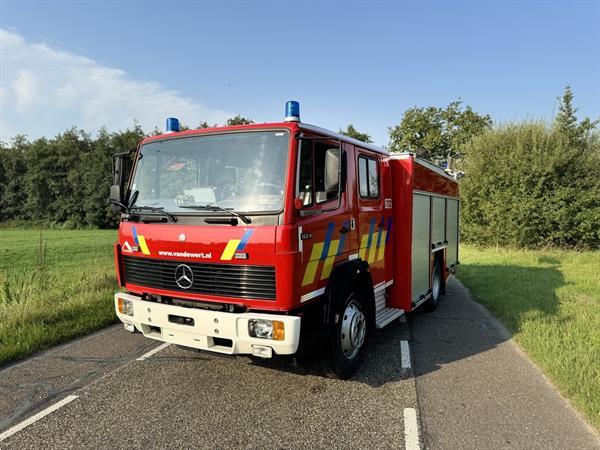 Grote foto brandweerwagen fire truck bomberos mercedes 1124 euro2 1996 doe het zelf en verbouw gemeente voertuigen