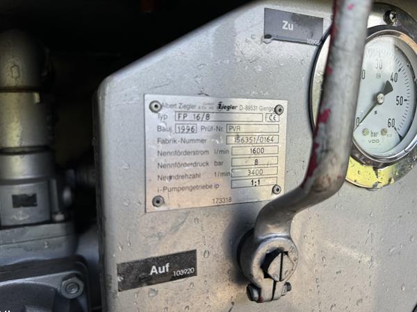 Grote foto brandweerwagen fire truck bomberos mercedes 1124 euro2 1996 doe het zelf en verbouw gemeente voertuigen