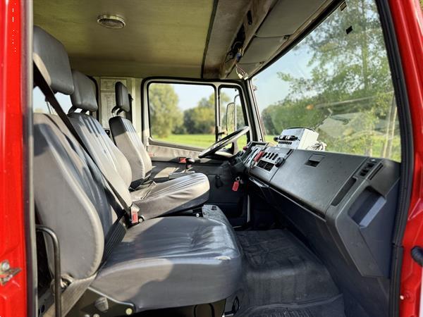 Grote foto brandweerwagen fire truck bomberos mercedes 1124 euro2 1996 doe het zelf en verbouw gemeente voertuigen