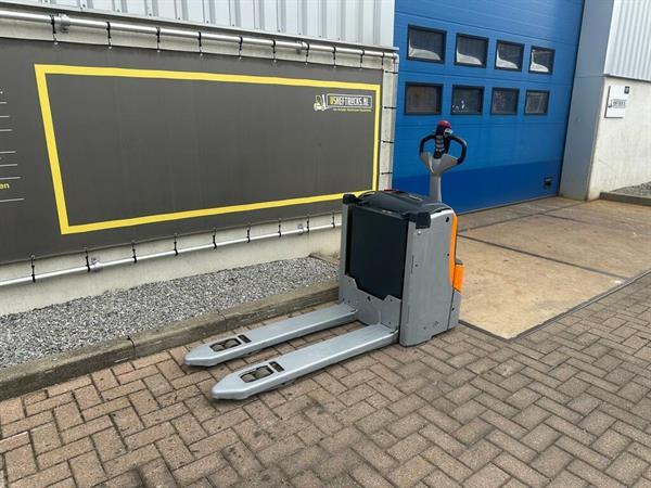 Grote foto vs 22362 elektrische palletwagen heffunctie still 800mm doe het zelf en verbouw hefwerktuigen