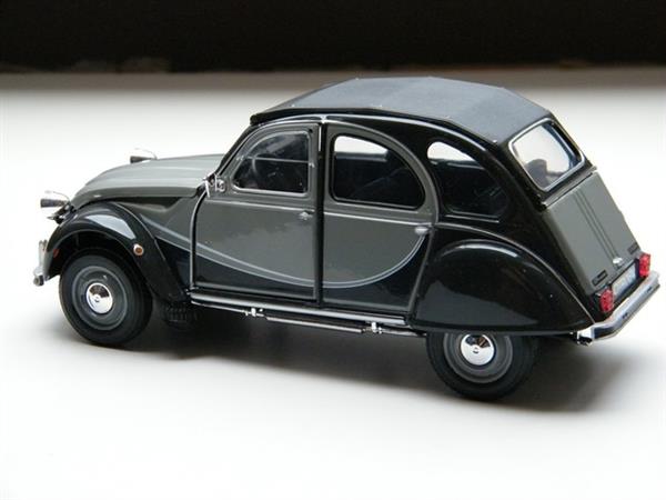 Grote foto modelauto citroen 2cv charleston welly 1 24 verzamelen auto en modelauto