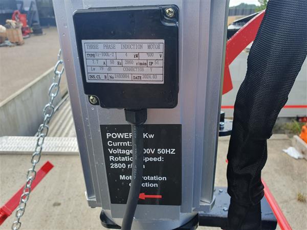 Grote foto kraffter aftakas en elektrisch houtklover 25t verticaal agrarisch mechanisatie