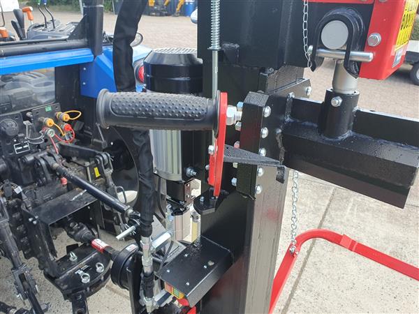 Grote foto kraffter aftakas en elektrisch houtklover 25t verticaal agrarisch mechanisatie