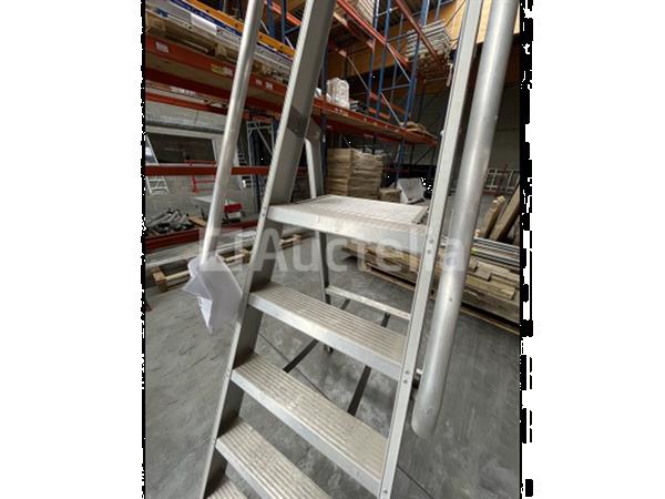 Grote foto ladder 5 trede met oprijplaat doe het zelf en verbouw onderdelen en accessoires