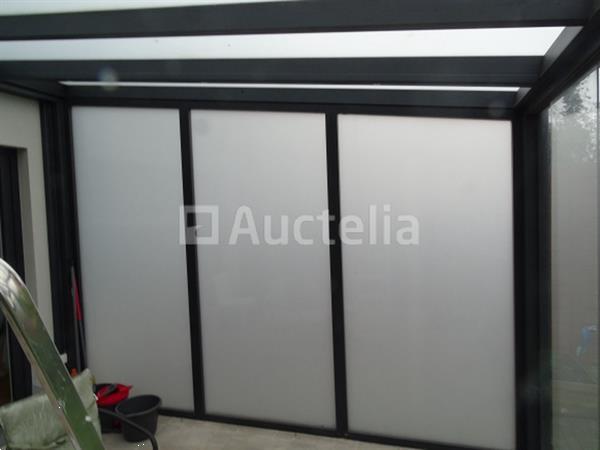 Grote foto antracietgrijze aluminium veranda in gelaagde beglazing 4 m x 3 75 m gedemonteerd op schragen doe het zelf en verbouw ijzerwaren en bevestigingsmiddelen